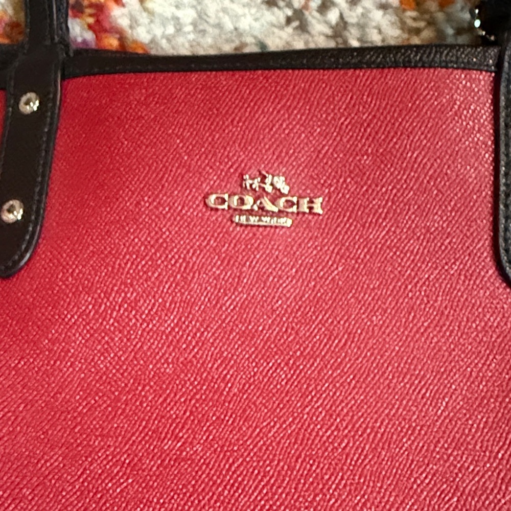Coach Red Tote, reversible to buffalo plaid and Matching Zip Pouch - Picture 2 of 8